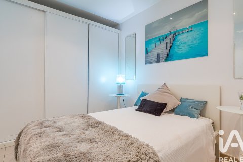 Dzīvoklis īrēšanai Madrid, Spānijā 2 istabas, 91 m2 Nr. 192109 - attēls 16