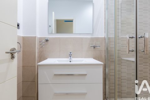 Dzīvoklis īrēšanai Madrid, Spānijā 2 istabas, 91 m2 Nr. 192109 - attēls 14