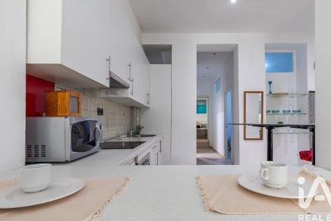 Dzīvoklis īrēšanai Madrid, Spānijā 2 istabas, 91 m2 Nr. 192109 - attēls 10
