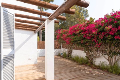 Duplex for sale in Bendinat, Mallorca, Spain 3 bedrooms, 141 sq.m. No. 143405 - photo 3