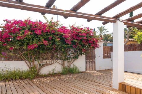 Duplex for sale in Bendinat, Mallorca, Spain 3 bedrooms, 141 sq.m. No. 143405 - photo 4