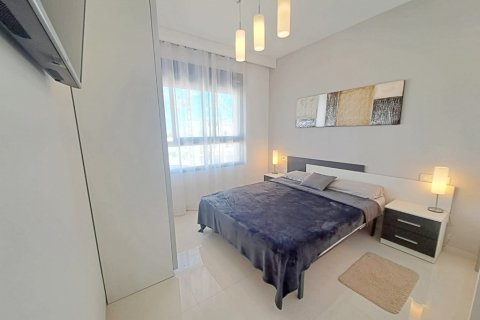 Huoneisto myytävänä Mil Palmeras, Alicante, Espanja, 2 makuuhuonetta, 65 m2 No. 146211 - kuva 11