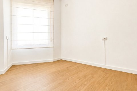 Apartment for sale in Alicante, Spain 3 bedrooms, 106 sq.m. No. 194895 - photo 19