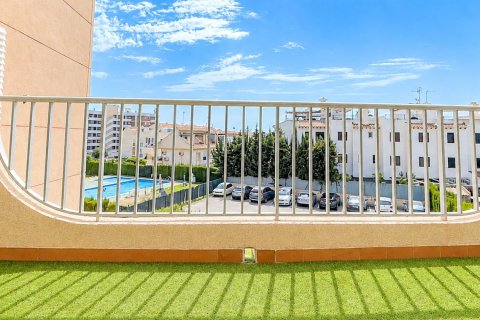Apartment for sale in Alicante, Spain 3 bedrooms, 106 sq.m. No. 194895 - photo 5