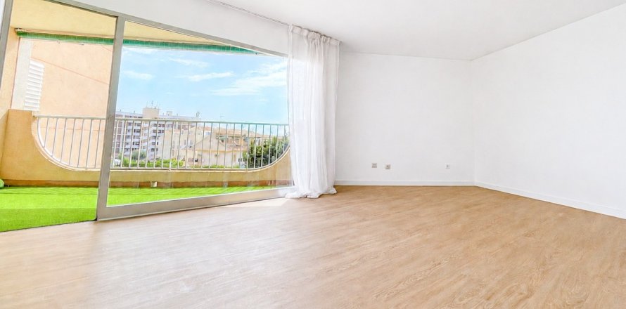 Apartment in Alicante, Spain 3 bedrooms, 106 sq.m. No. 194895
