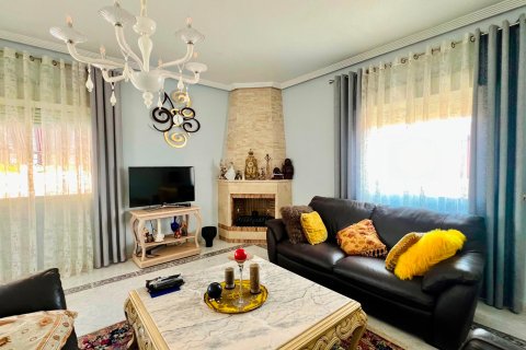 Продажа виллы в Ориуэла, Аликанте, Испания 2 спальни, 200м2 №194893 - фото 24
