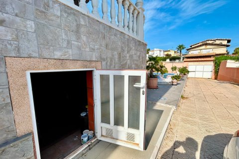 Продажа виллы в Ориуэла, Аликанте, Испания 2 спальни, 200м2 №194893 - фото 12