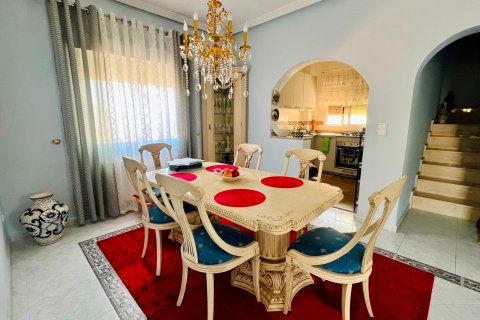 Продажа виллы в Ориуэла, Аликанте, Испания 2 спальни, 200м2 №194893 - фото 27