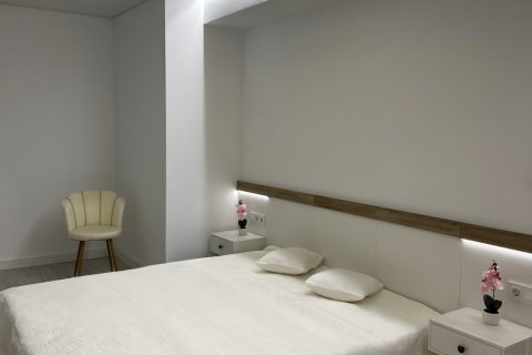 Apartment à vendre à Torrevieja, Alicante, Espagne, 2 chambres, 90 m2 No. 156075 - photo 8