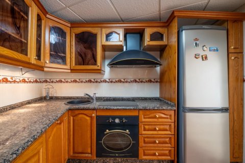 Продажа квартиры в Вильяхойоса, Аликанте, Испания 4 спальни, 134м2 №144522 - фото 15