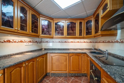 Продажа квартиры в Вильяхойоса, Аликанте, Испания 4 спальни, 134м2 №144522 - фото 14
