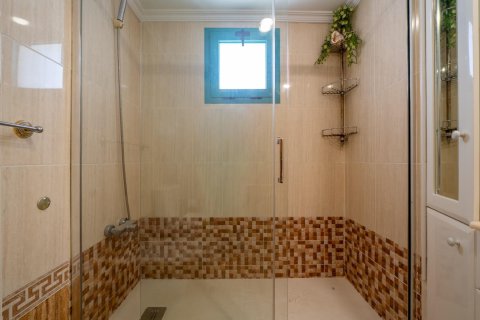 Продажа квартиры в Вильяхойоса, Аликанте, Испания 4 спальни, 134м2 №144522 - фото 21