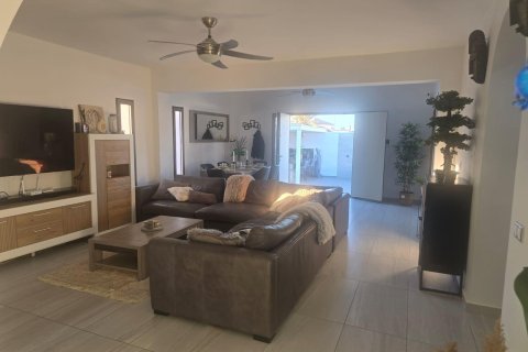 Huoneisto myytävänä Ciudad Quesada, Alicante, Espanja, 5 makuuhuonetta, 155 m2 No. 144526 - kuva 3