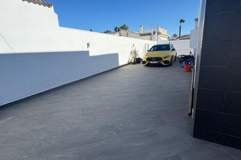Huoneisto myytävänä Ciudad Quesada, Alicante, Espanja, 5 makuuhuonetta, 155 m2 No. 144526 - kuva 11