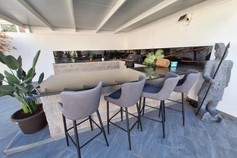 Huoneisto myytävänä Ciudad Quesada, Alicante, Espanja, 5 makuuhuonetta, 155 m2 No. 144526 - kuva 2