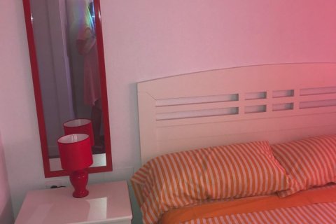 Kattohuoneisto myytävänä Torrevieja, Alicante, Espanja , 98 m2 No. 144525 - kuva 12