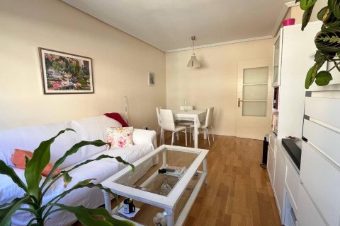 Huoneisto myytävänä Madrid, Espanja, 1 makuuhuone, 60 m2 No. 144520 - kuva 1