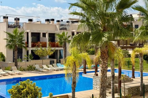Huoneisto myytävänä Finestrat, Alicante, Espanja, 3 makuuhuonetta, 77 m2 No. 144523 - kuva 1