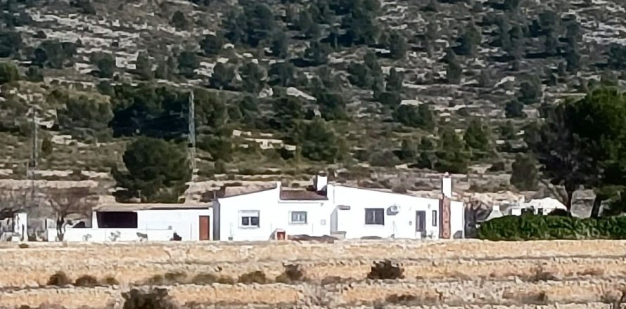 Finka w Monovar, Alicante, Hiszpania 3 sypialnie, 209 mkw. nr 190119