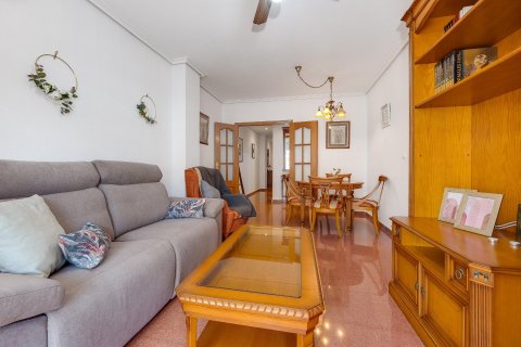Apartament w Torrevieja, Alicante, Hiszpania 2 sypialnie, 110 mkw. nr 190123 – zdjęcie 4