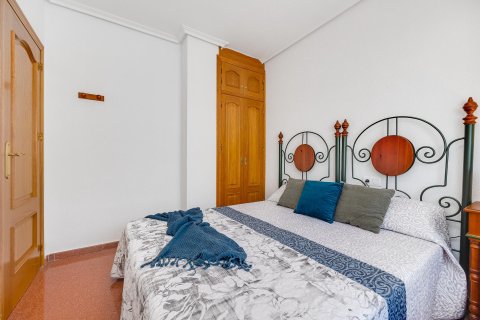 Apartament w Torrevieja, Alicante, Hiszpania 2 sypialnie, 110 mkw. nr 190123 – zdjęcie 15