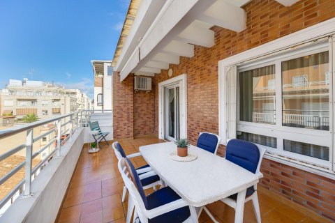 Apartament w Torrevieja, Alicante, Hiszpania 2 sypialnie, 110 mkw. nr 190123 – zdjęcie 10