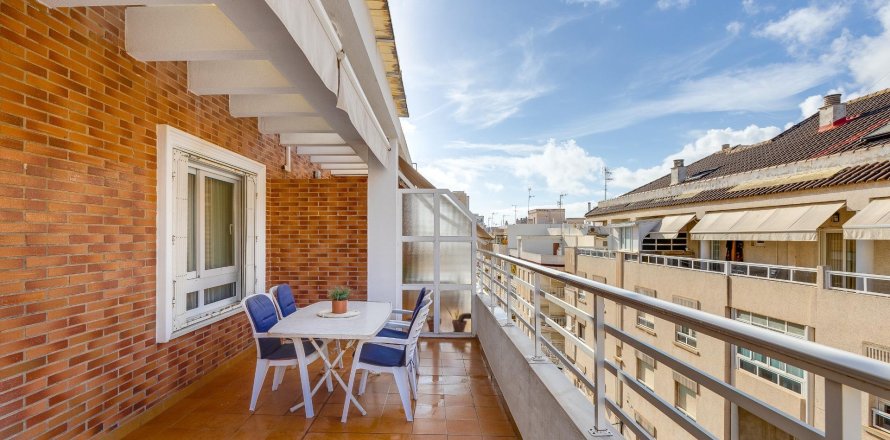 Apartament w Torrevieja, Alicante, Hiszpania 2 sypialnie, 110 mkw. nr 190123