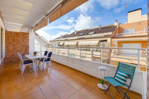 Apartament w Torrevieja, Alicante, Hiszpania 2 sypialnie, 110 mkw. nr 190123 – zdjęcie 9