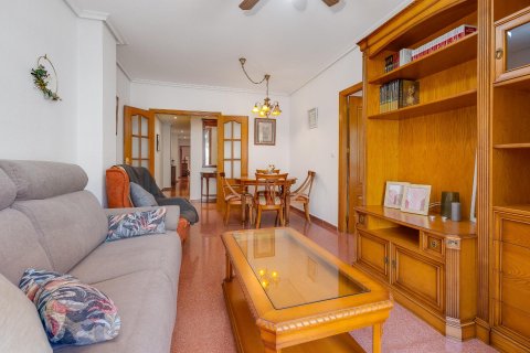 Apartament w Torrevieja, Alicante, Hiszpania 2 sypialnie, 110 mkw. nr 190123 – zdjęcie 5