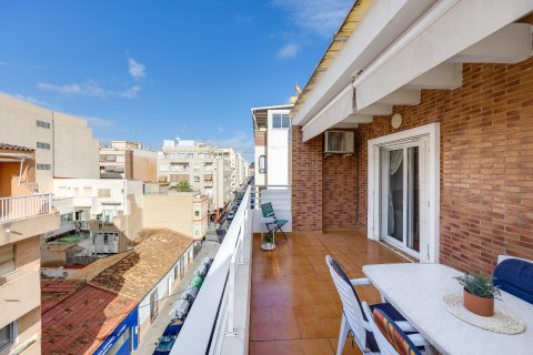 Apartament w Torrevieja, Alicante, Hiszpania 2 sypialnie, 110 mkw. nr 190123 – zdjęcie 11