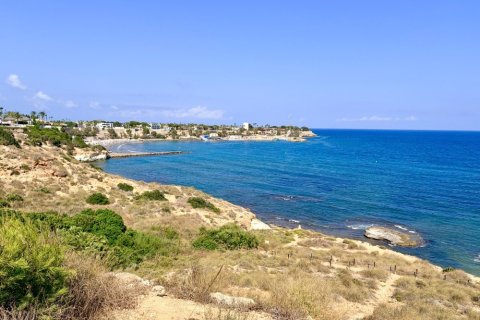 Apartment for sale in Alicante, Spain 2 bedrooms, 70 sq.m. No. 190121 - photo 2