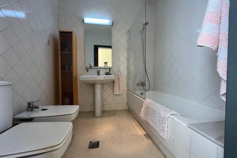 Villa for sale in Alicante, Spain 4 bedrooms, 403 sq.m. No. 146626 - photo 5