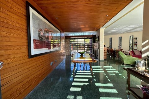 Villa for sale in Alicante, Spain 4 bedrooms, 403 sq.m. No. 146626 - photo 21