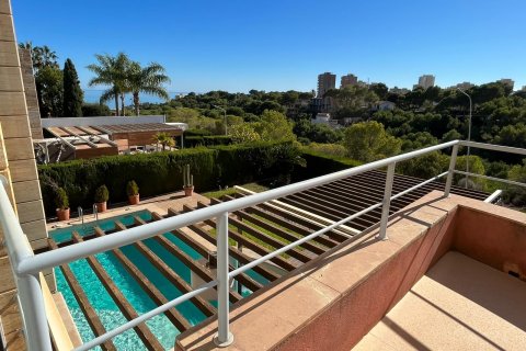 Villa for sale in Alicante, Spain 4 bedrooms, 403 sq.m. No. 146626 - photo 18