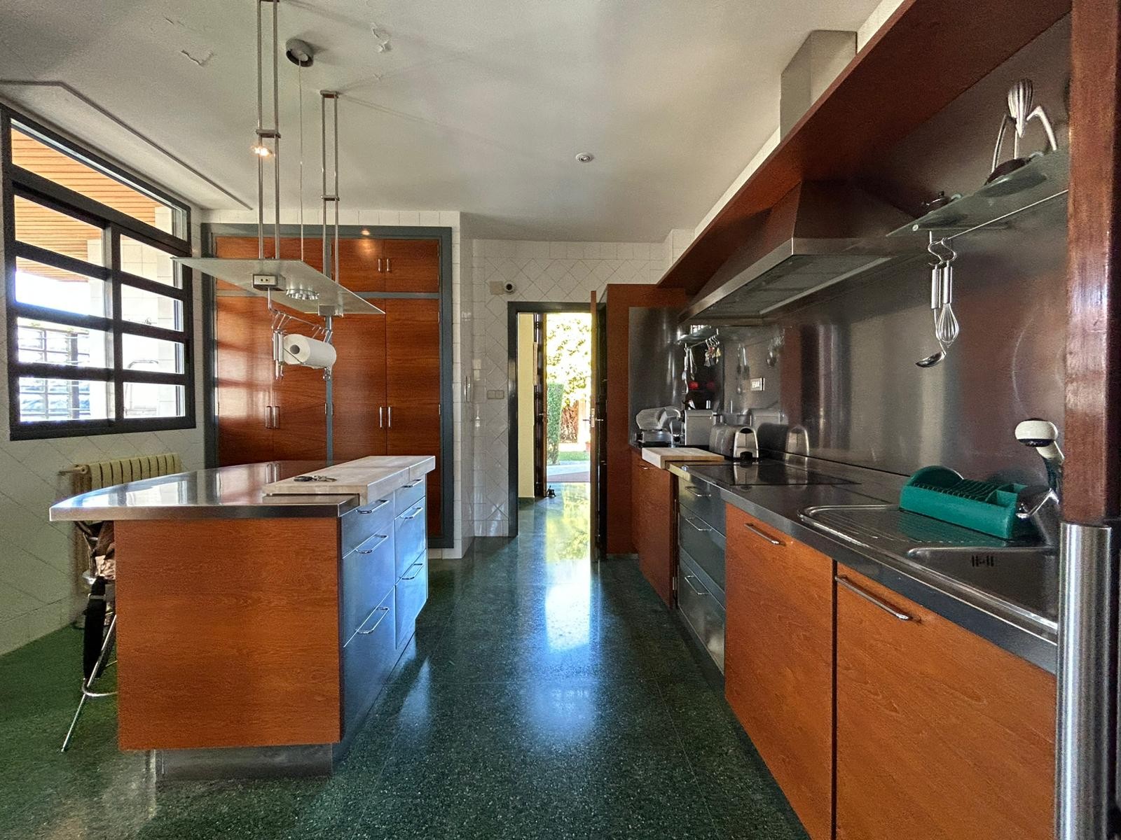 Villa Alicante, Spānijā 4 istabas, 403 m2 Nr. 146626