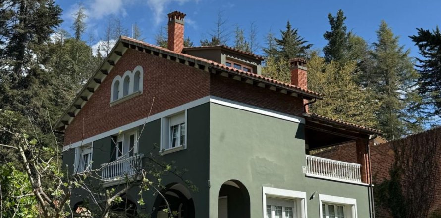 Willa Barcelona, Hiszpania 6 sypialni, 417 mkw. nr 134003