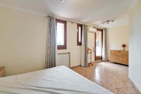 Villa pārdošanā Barcelona, Spānijā 6 istabas, 654 m2 Nr. 134004 - attēls 29