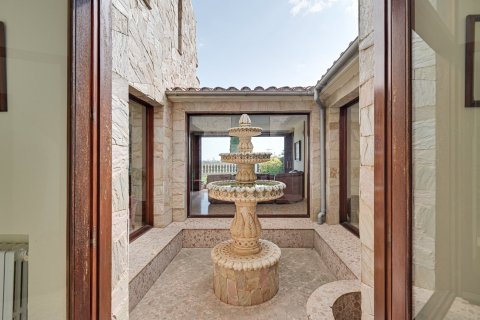Villa pārdošanā Barcelona, Spānijā 6 istabas, 654 m2 Nr. 134004 - attēls 17