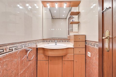 Villa pārdošanā Barcelona, Spānijā 6 istabas, 654 m2 Nr. 134004 - attēls 10