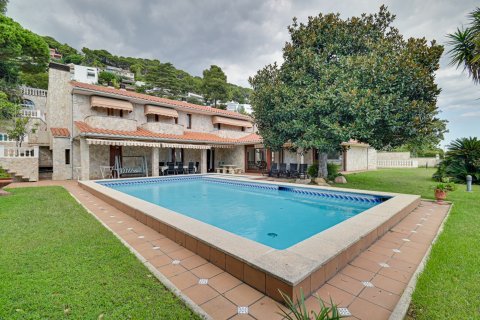 Villa pārdošanā Barcelona, Spānijā 6 istabas, 654 m2 Nr. 134004 - attēls 1