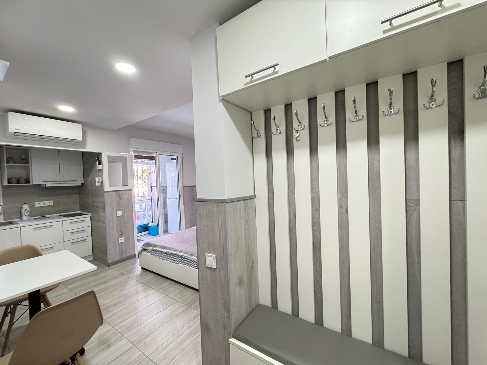 Квартира в Торревьеха, Аликанте, Испания 2 спальни, 65м2 №182846