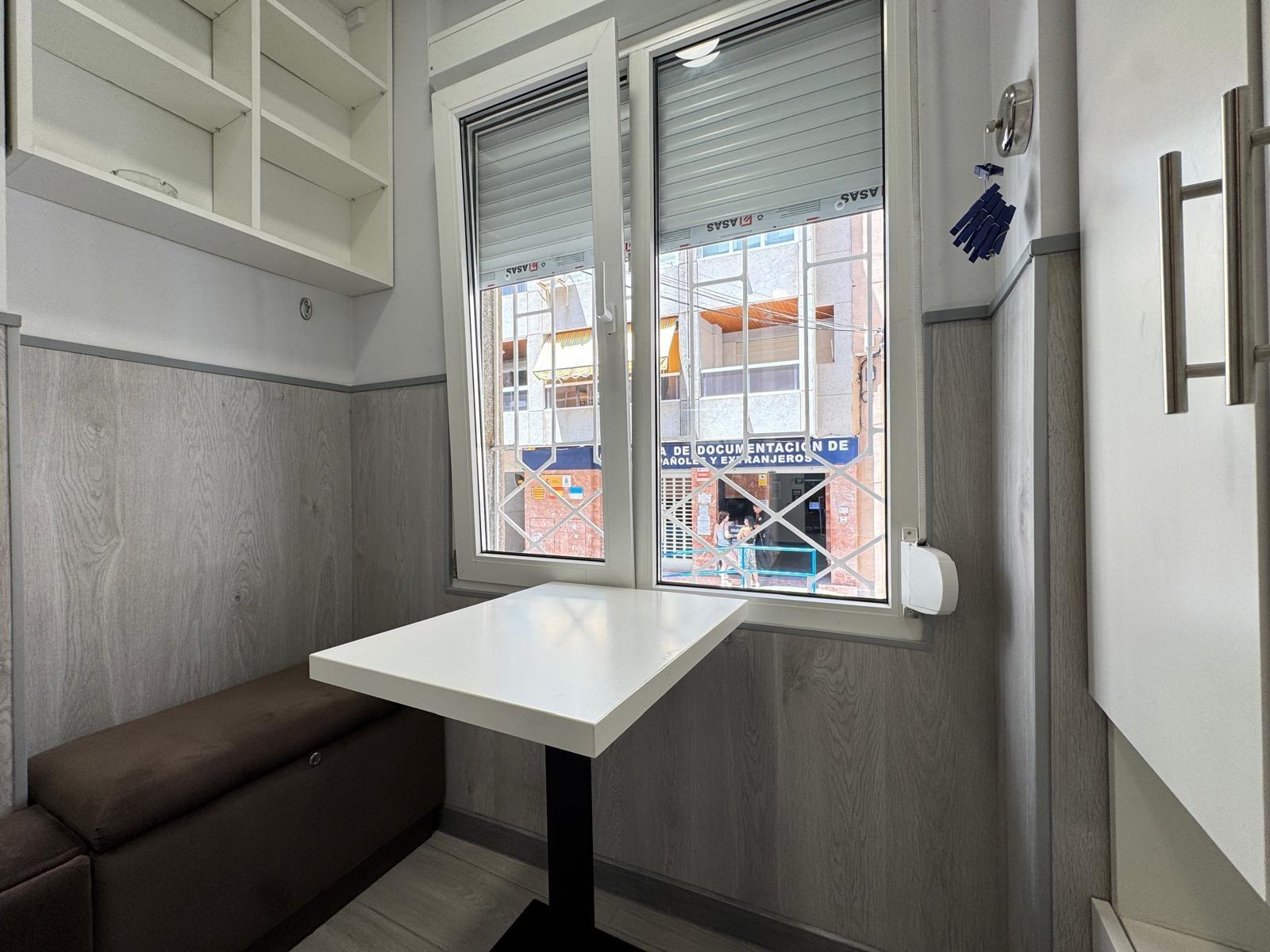 Квартира в Торревьеха, Аликанте, Испания 2 спальни, 65м2 №182846