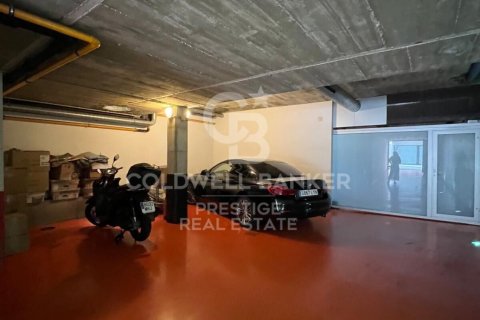 House for sale in Barcelona, Spain 4 bedrooms, 619 sq.m. No. 158950 - photo 19