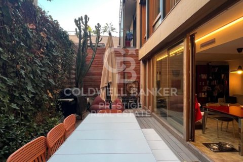 House for sale in Barcelona, Spain 4 bedrooms, 619 sq.m. No. 158950 - photo 3