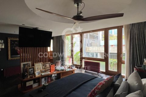 House for sale in Barcelona, Spain 4 bedrooms, 619 sq.m. No. 158950 - photo 8