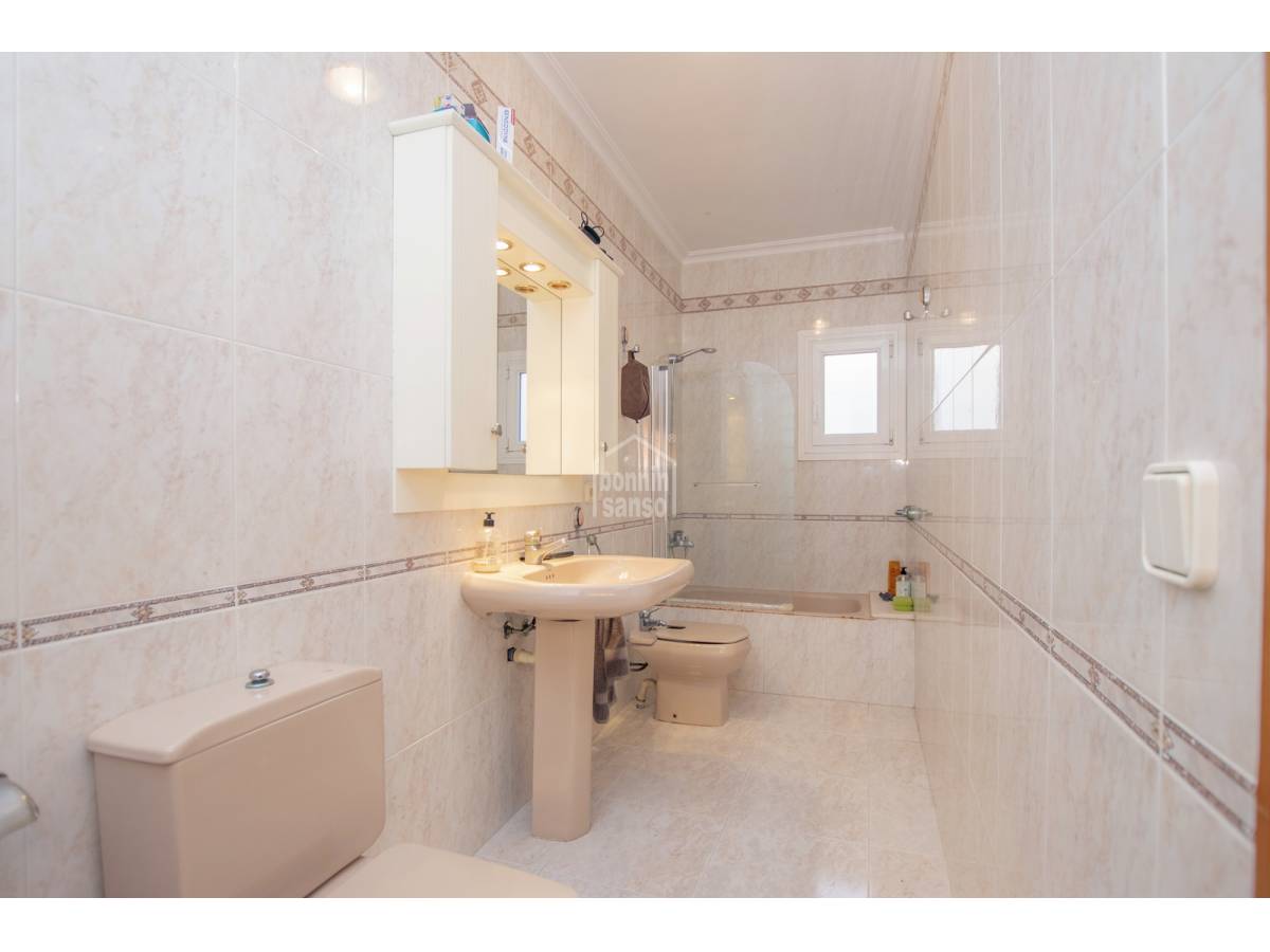 Villetta a schiera a Es Castell, Menorca, Spagna 6 camere da letto, 288 mq. N° 65301