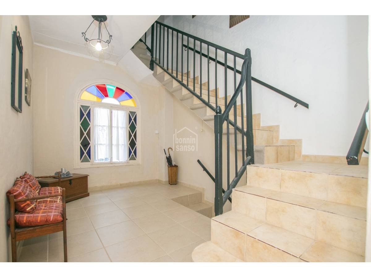 Villetta a schiera a Es Castell, Menorca, Spagna 6 camere da letto, 288 mq. N° 65301