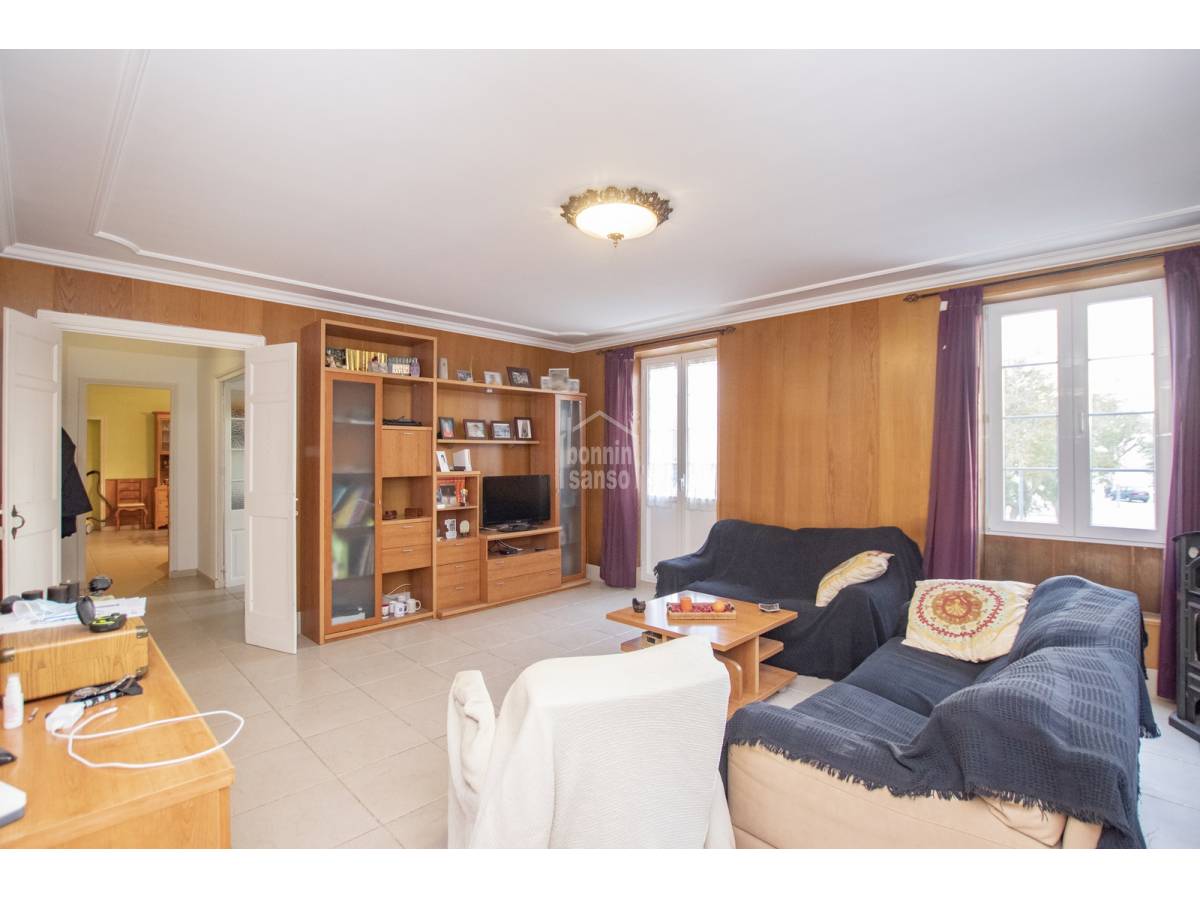 Villetta a schiera a Es Castell, Menorca, Spagna 6 camere da letto, 288 mq. N° 65301