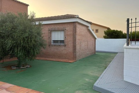 Villa for sale in La Manga del Mar Menor, Murcia, Spain 4 bedrooms, 676 sq.m. No. 152096 - photo 9