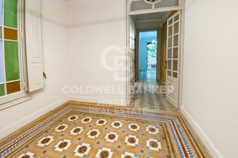 Apartament w Barcelona, Hiszpania 3 sypialnie, 154 mkw. nr 158672 – zdjęcie 17